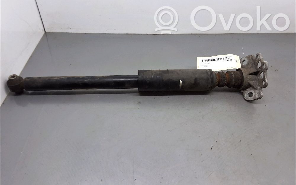 Opel Corsa D Takaiskunvaimennin 