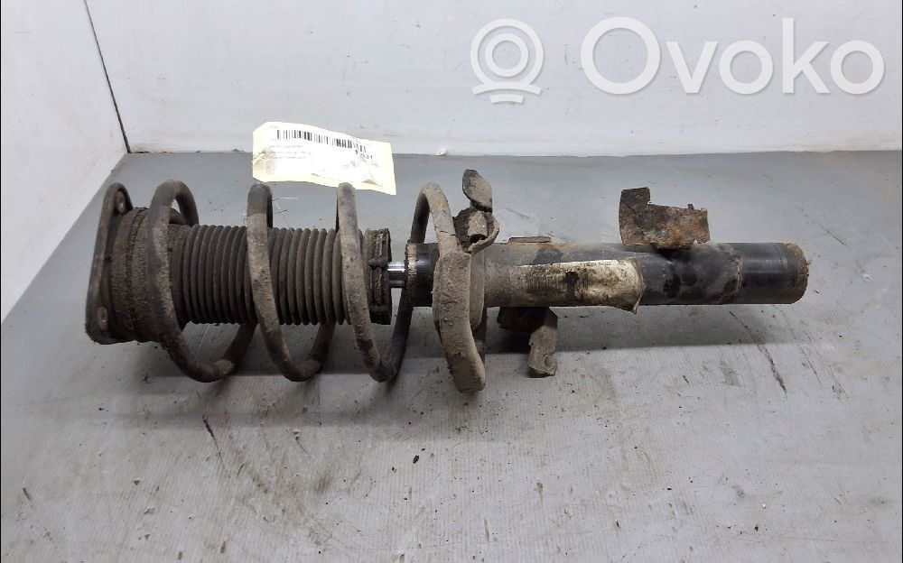 Volvo V50 Etuiskunvaimennin 