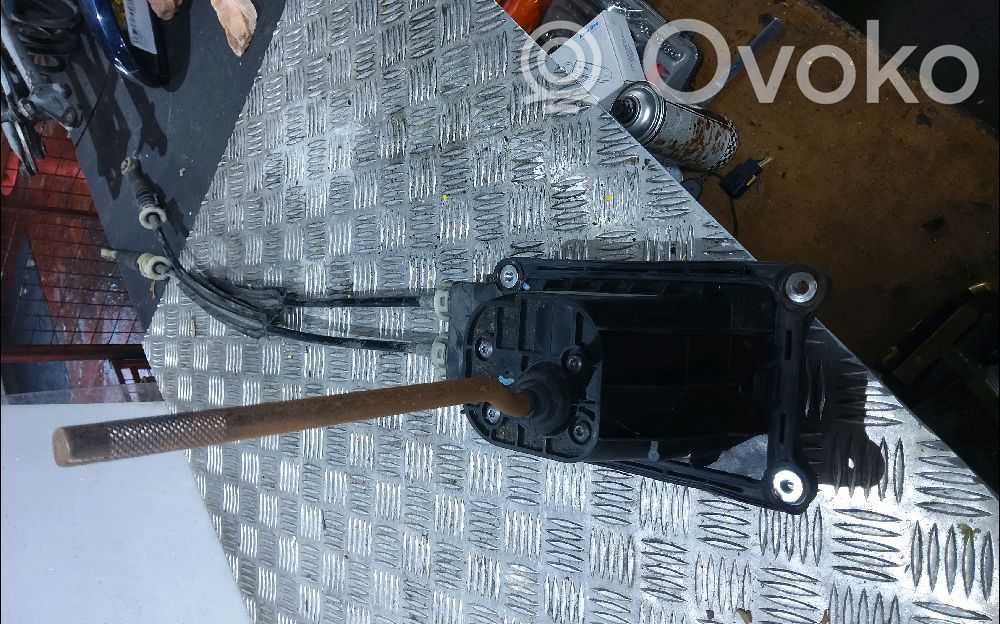 Dacia Logan I Gear shifter/selector 