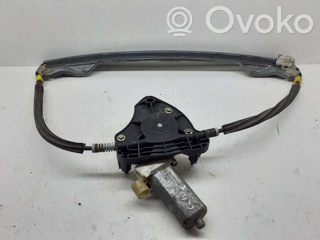 Renault Clio II Etuoven ikkunan nostin moottorilla 