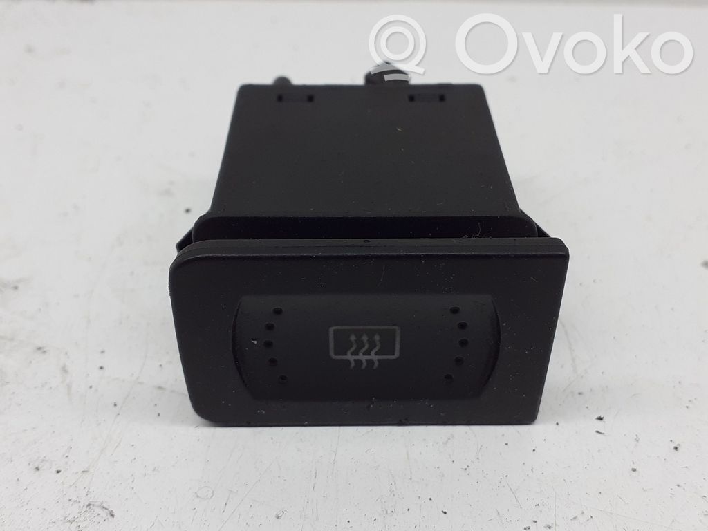 Volkswagen Golf IV Przycisk / Przełącznik ogrzewania szyby przedniej / czołowej 