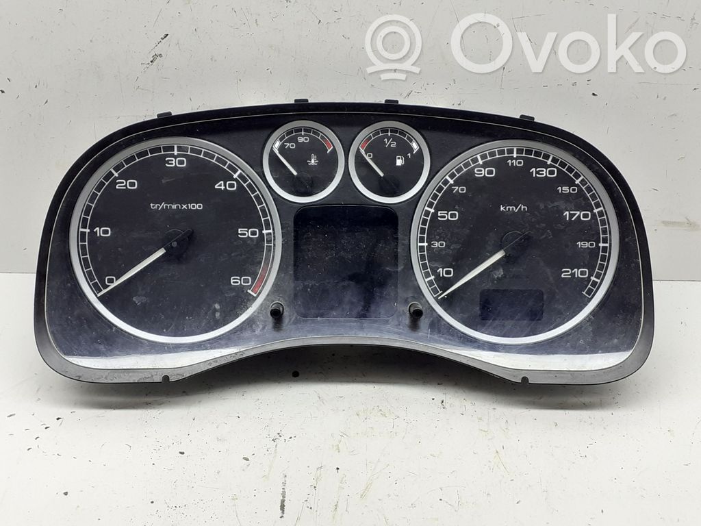 Peugeot 307 Speedometer (instrument cluster) 