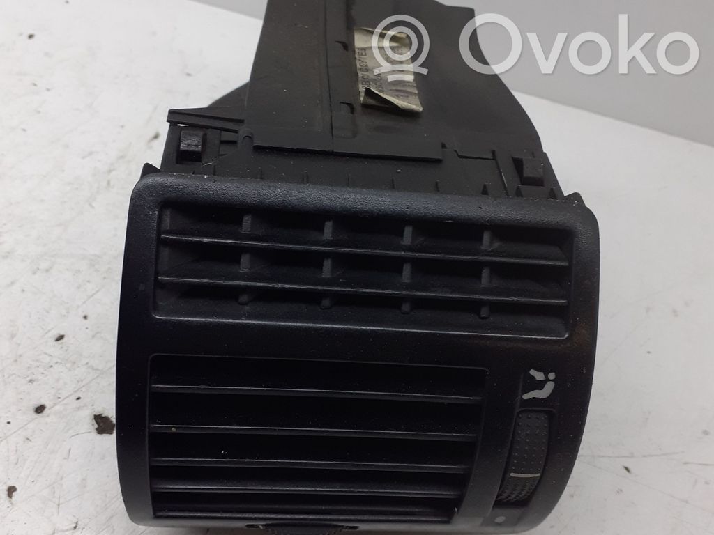 Volkswagen Sharan Boczna kratka nawiewu deski rozdzielczej 