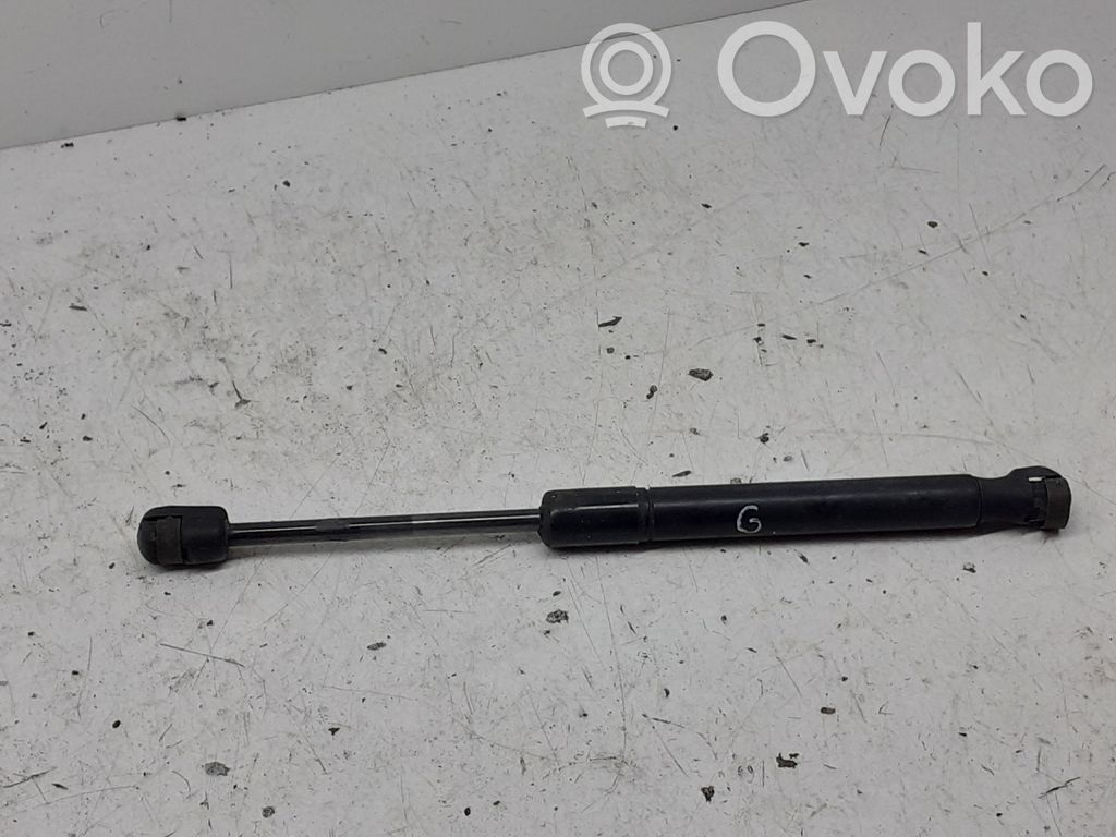 Audi A4 S4 B6 8E 8H Amortyzator klapy tylnej bagażnika 