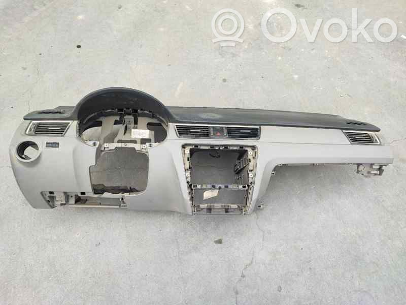 Seat Toledo II (1M) Panel de instrumentos 
