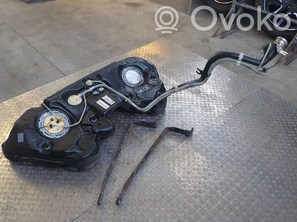 Mercedes-Benz E W212 Rezervor combustibil 