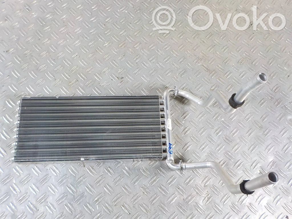 Mercedes-Benz Vito Viano W639 Oro kondicionieriaus radiatorius (salone) 