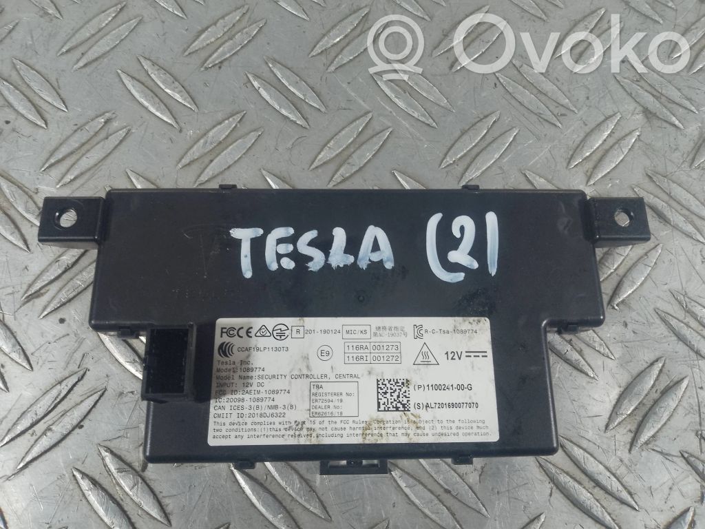 Tesla Model 3 Door central lock control unit/module 