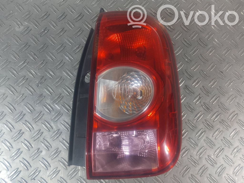 Dacia Duster Rear/tail lights 