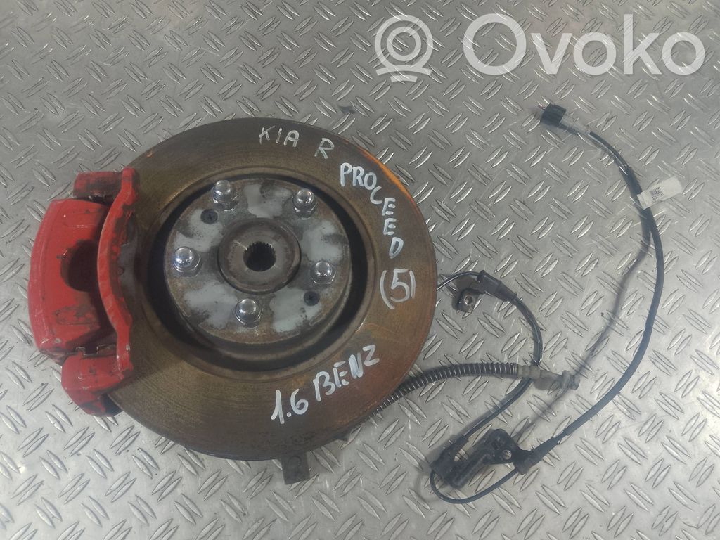 KIA Pro Cee'd III Front wheel hub 