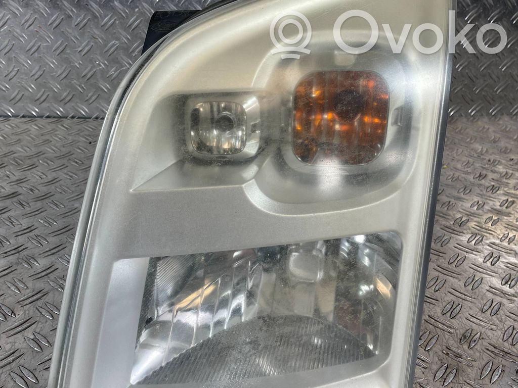 Ford Transit Phare frontale 