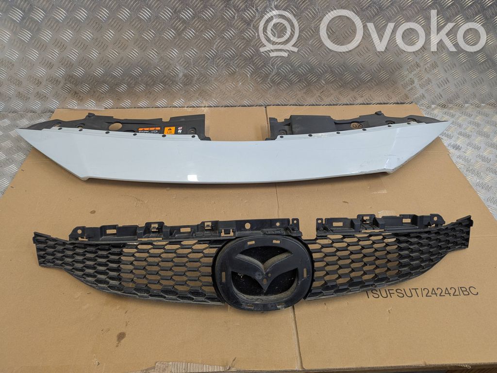Mazda MX-30 Front grill 