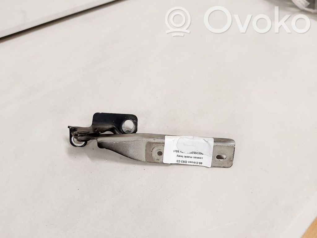 Engine bonnet/hood hinges