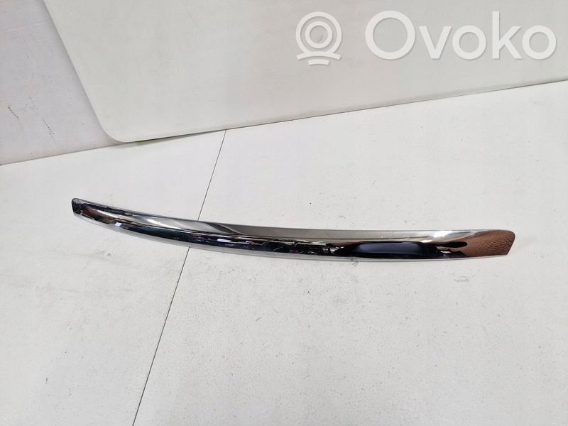 Ford Focus Bonnet wind deflector 