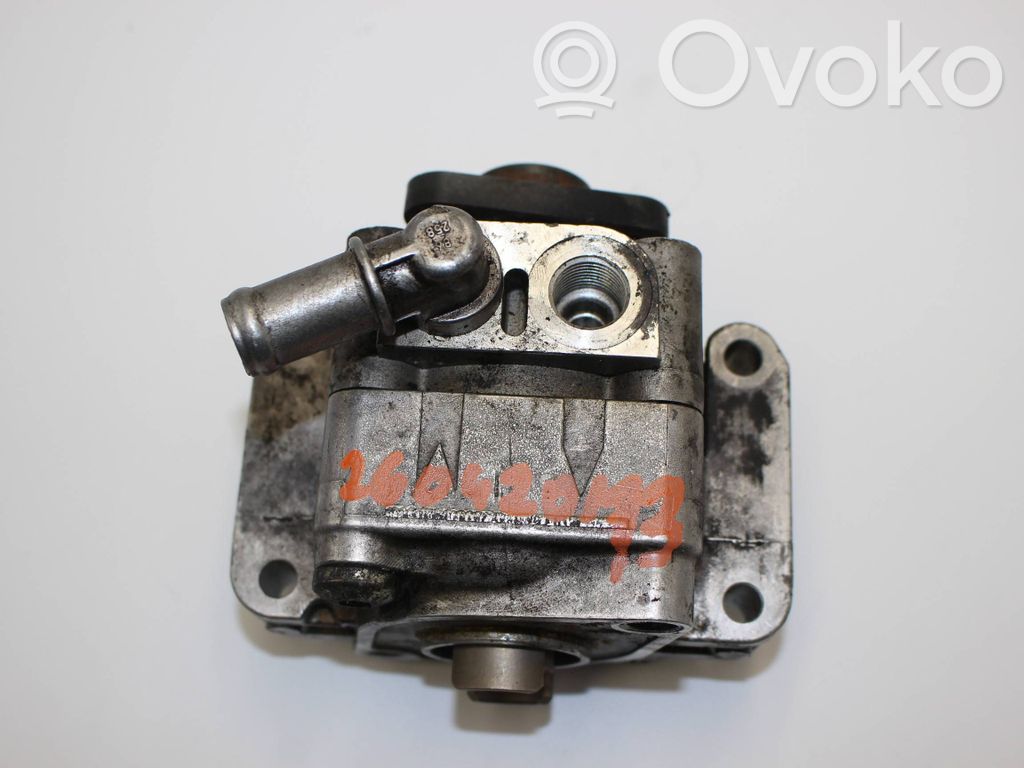 BMW 3 E90 E91 Vairo stiprintuvo siurblys 