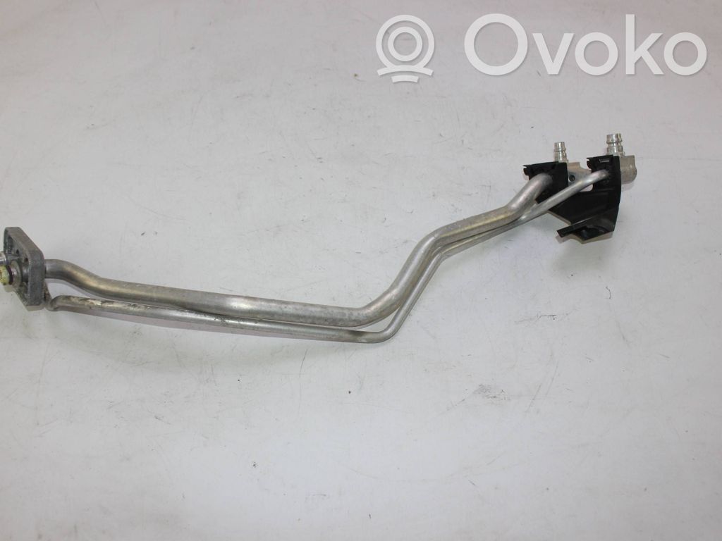 BMW X5 E70 Ilmastointilaitteen putki (A/C) 