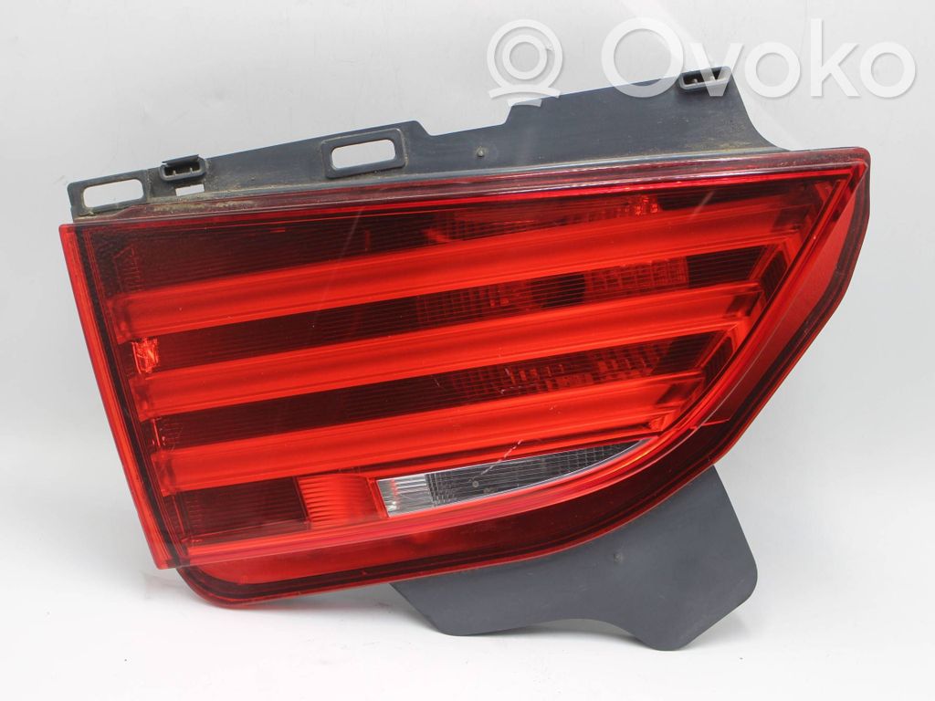 BMW 7 F01 F02 F03 F04 Lampy tylnej klapy bagażnika 