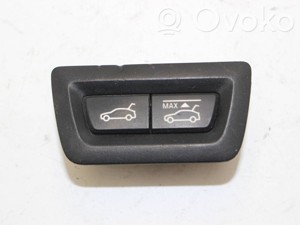 BMW 5 GT F07 Przełącznik / Przycisk otwierania klapy bagażnika 