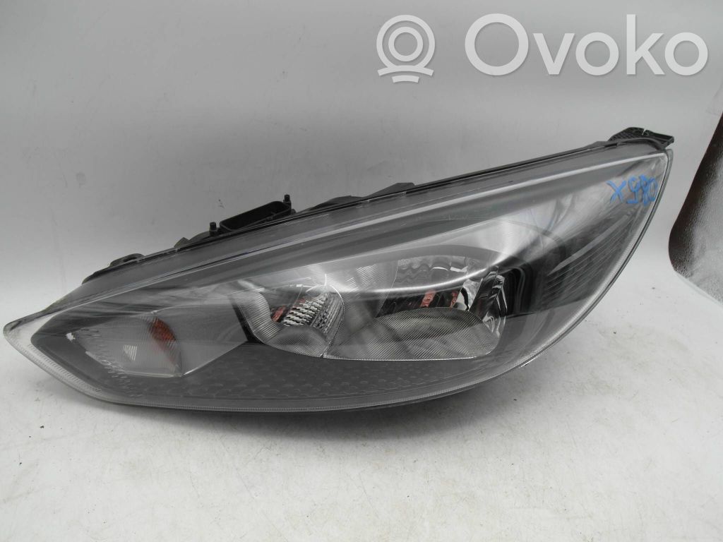Ford Focus Scheinwerfer 