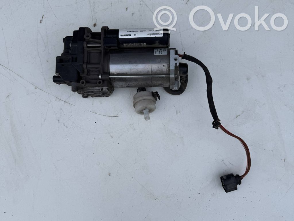 Audi Q8 Kompresor zawieszenia pneumatycznego osi przedniej 