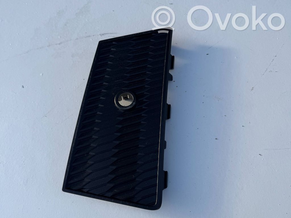 Audi Q6 e-tron Front bumper lower grill 