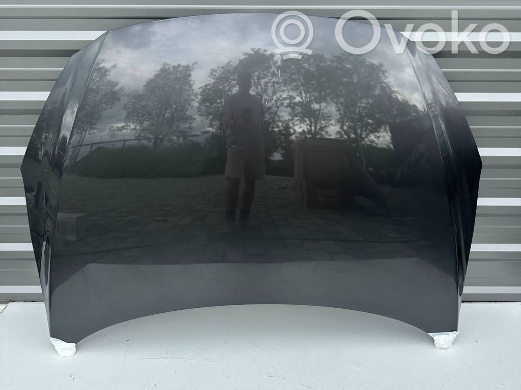 Engine bonnet/hood   QB238