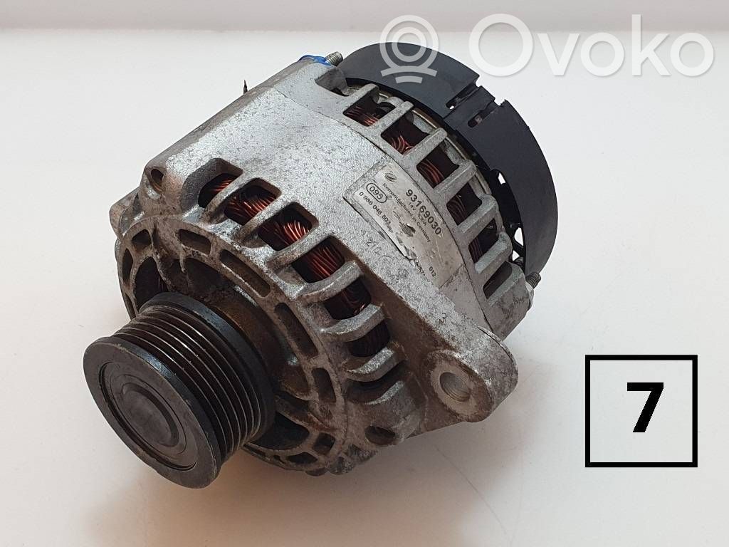 Opel Astra H Generatorius 
