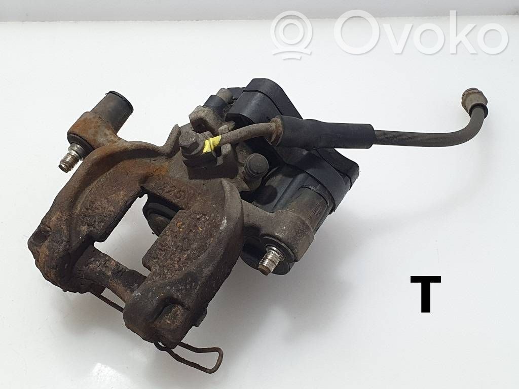 Audi A3 S3 8V Tylny zacisk hamulcowy 
