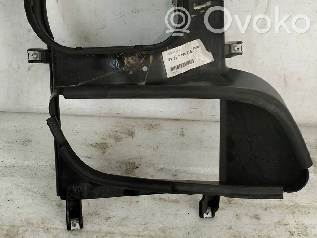 BMW X5 E70 Intercooler air channel guide 