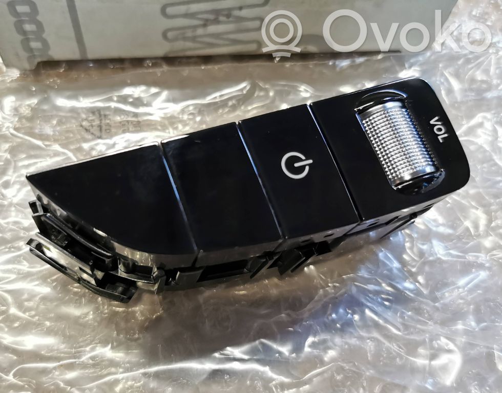 Mercedes-Benz E W213 Panel radia 
