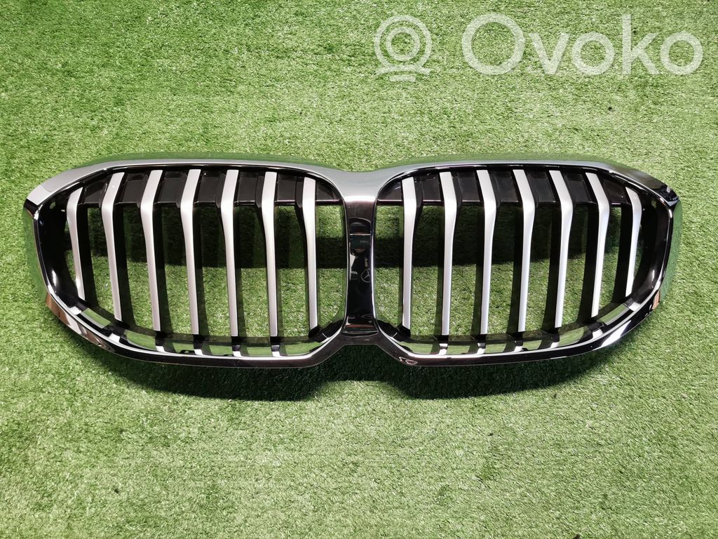 BMW 1 F40 Atrapa chłodnicy / Grill 