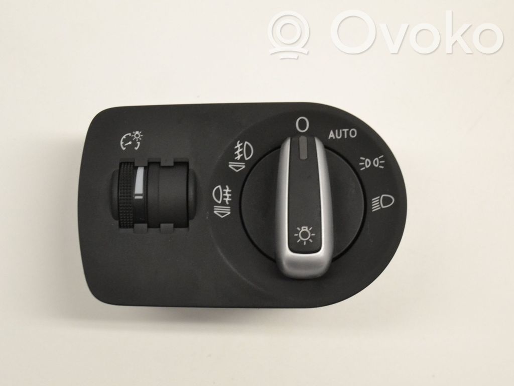 Light switch   8X2941531AD