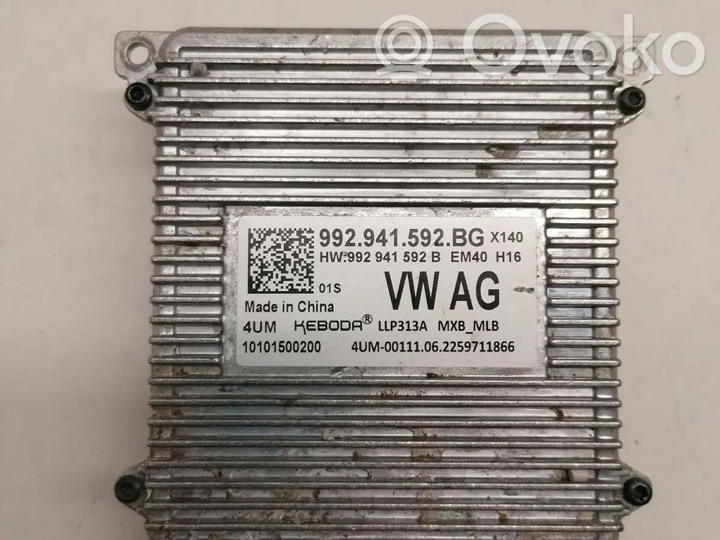 Volkswagen Touareg III Moduł sterujący statecznikiem LED 