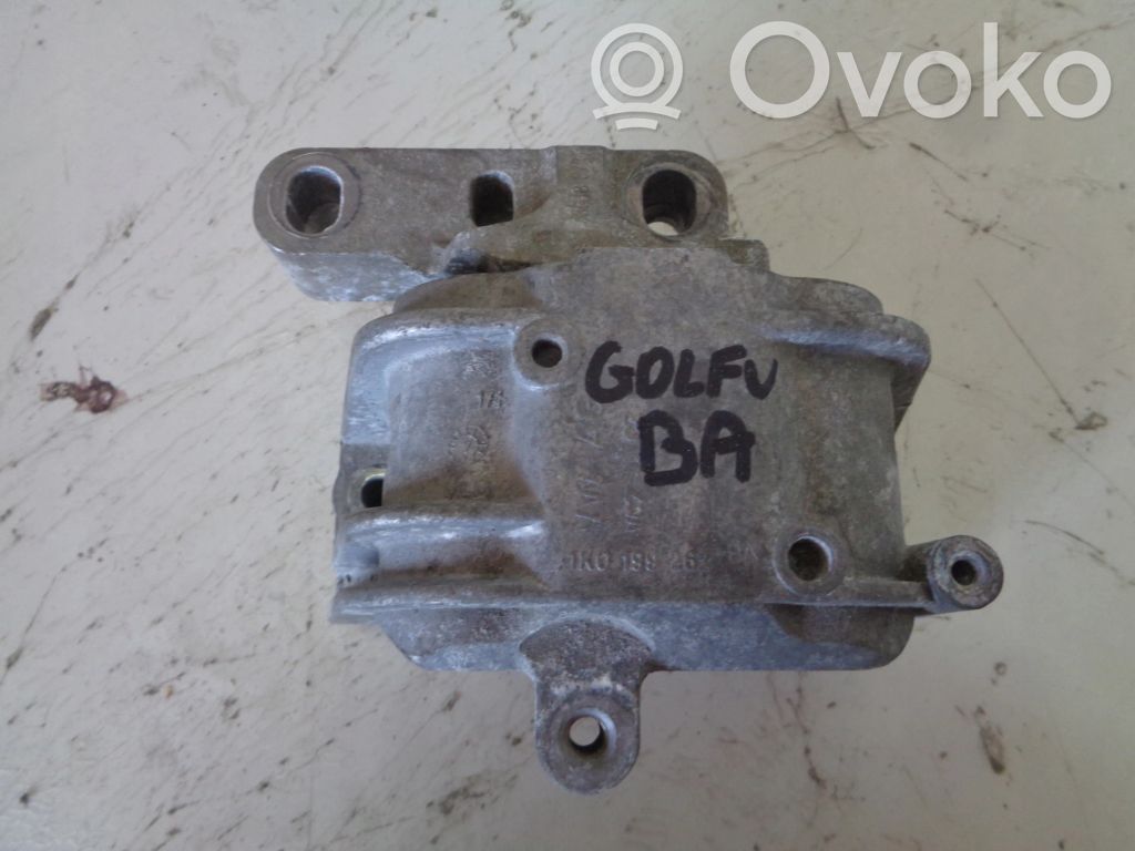 Volkswagen Golf V Engine mount bracket 
