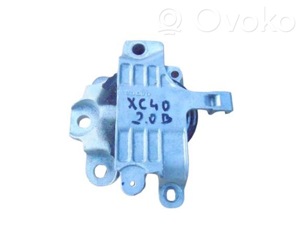 Engine mount bracket   32139920