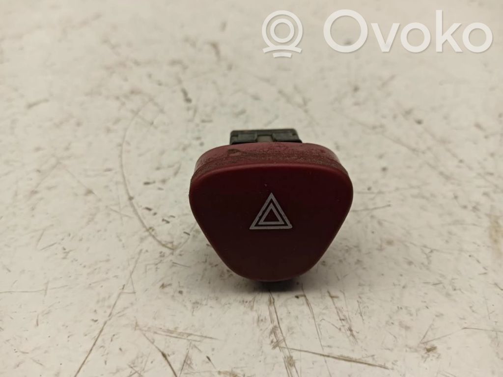 Hazard light switch   96405776KR