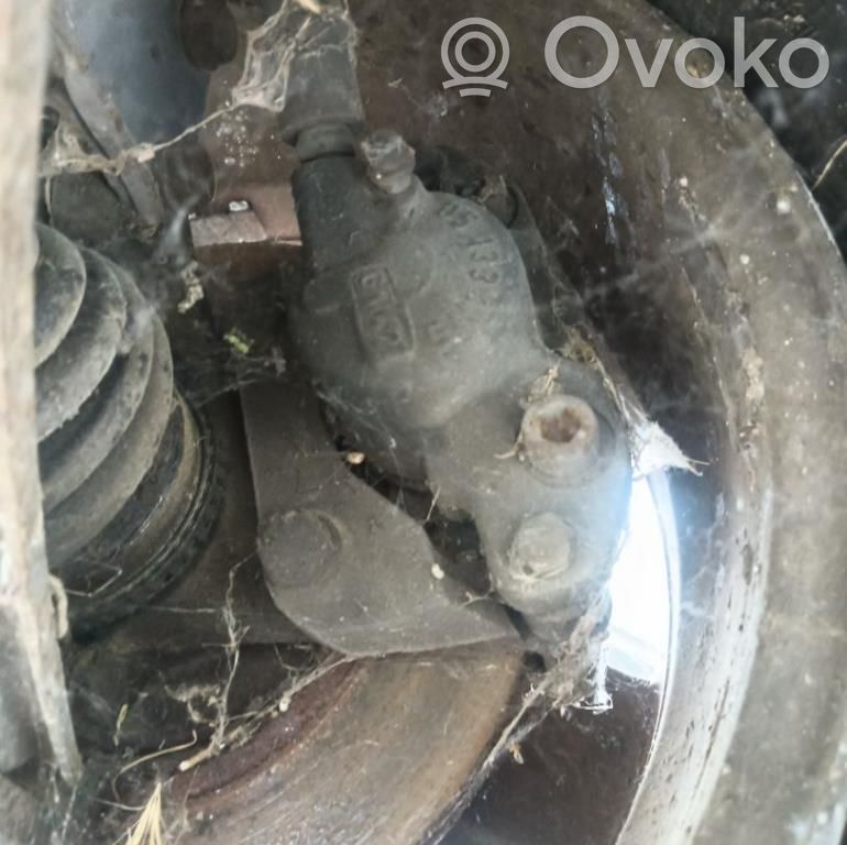 Renault Clio II Jarrulevyt ja jarrusatulat 