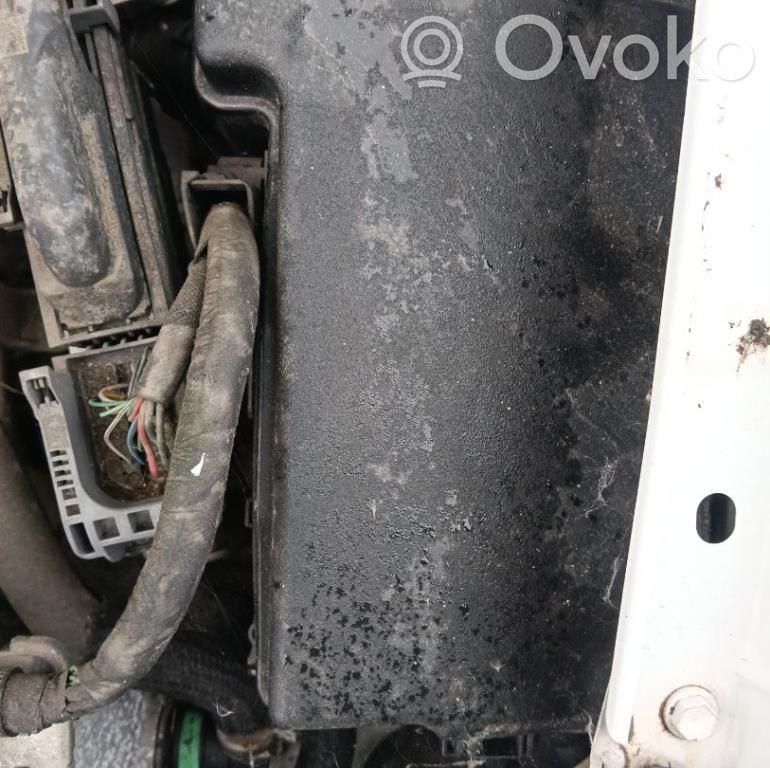 Toyota Prius (XW30) Sulakemoduuli 