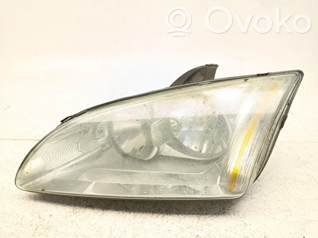Ford Focus Headlight/headlamp 