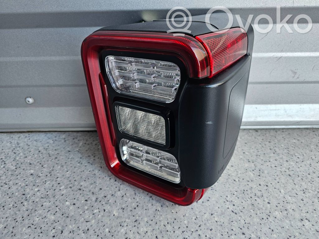 Rear/tail lights