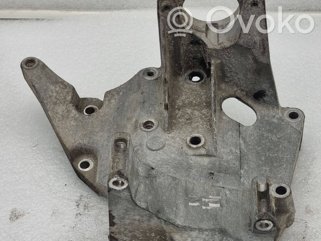 Ford Mondeo MK IV Generator/alternator bracket 