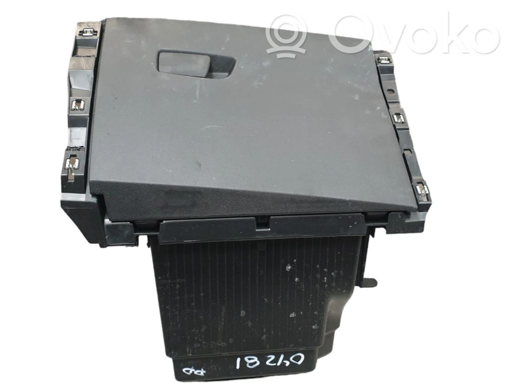 Guantera   681081139R