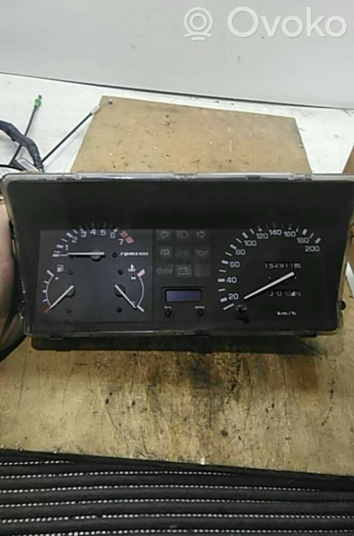Speedometer (instrument cluster)