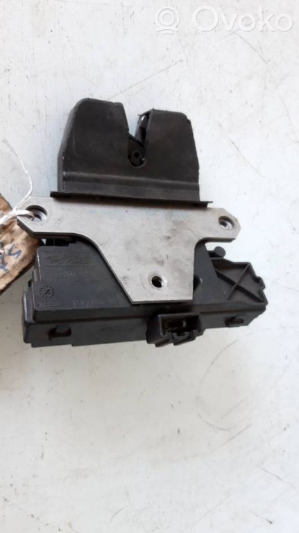 Serrure de hayon   3M51R442A66AP,3M51R442A66AP