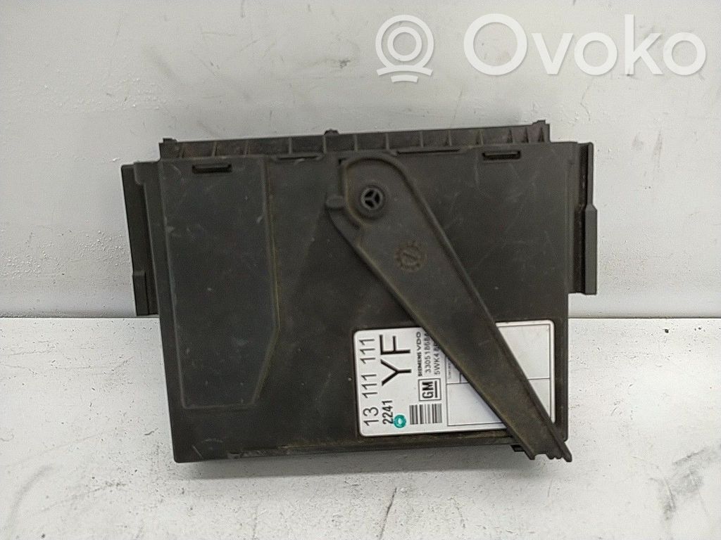 Muut ohjainlaitteet/moduulit   13111111YF
