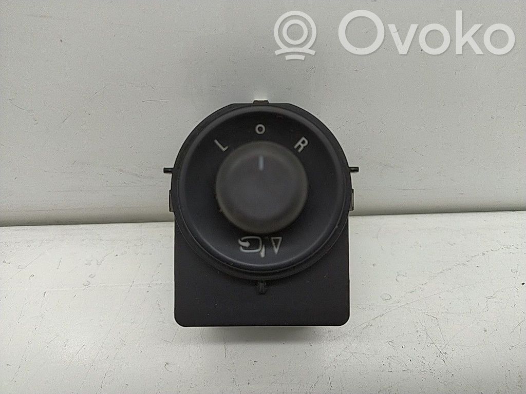 Opel Insignia A Interruptor del espejo lateral 