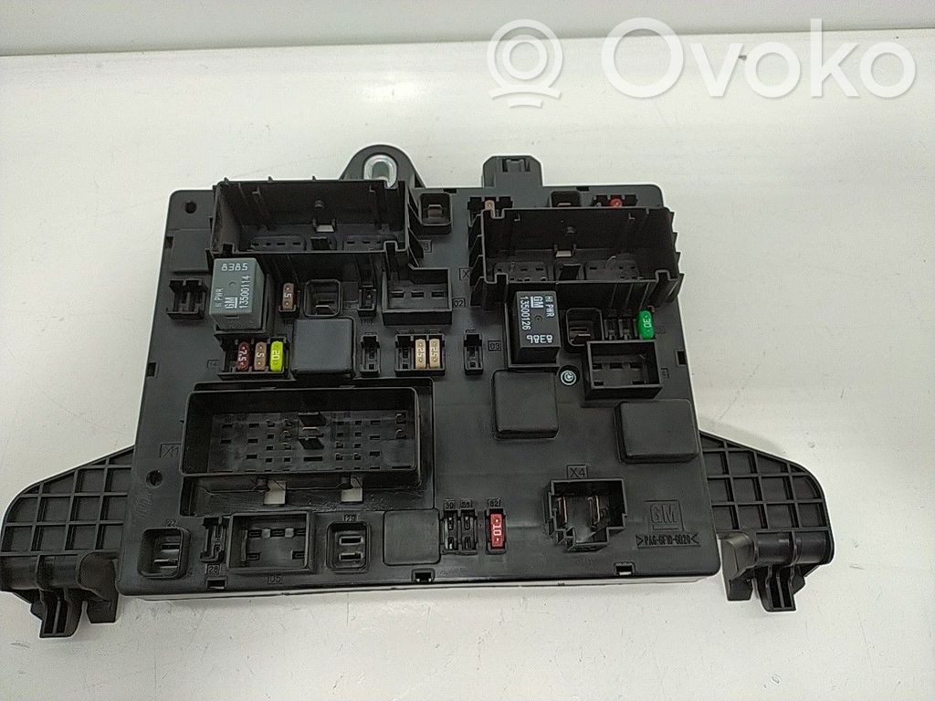Opel Astra J Unitate de control SAM 