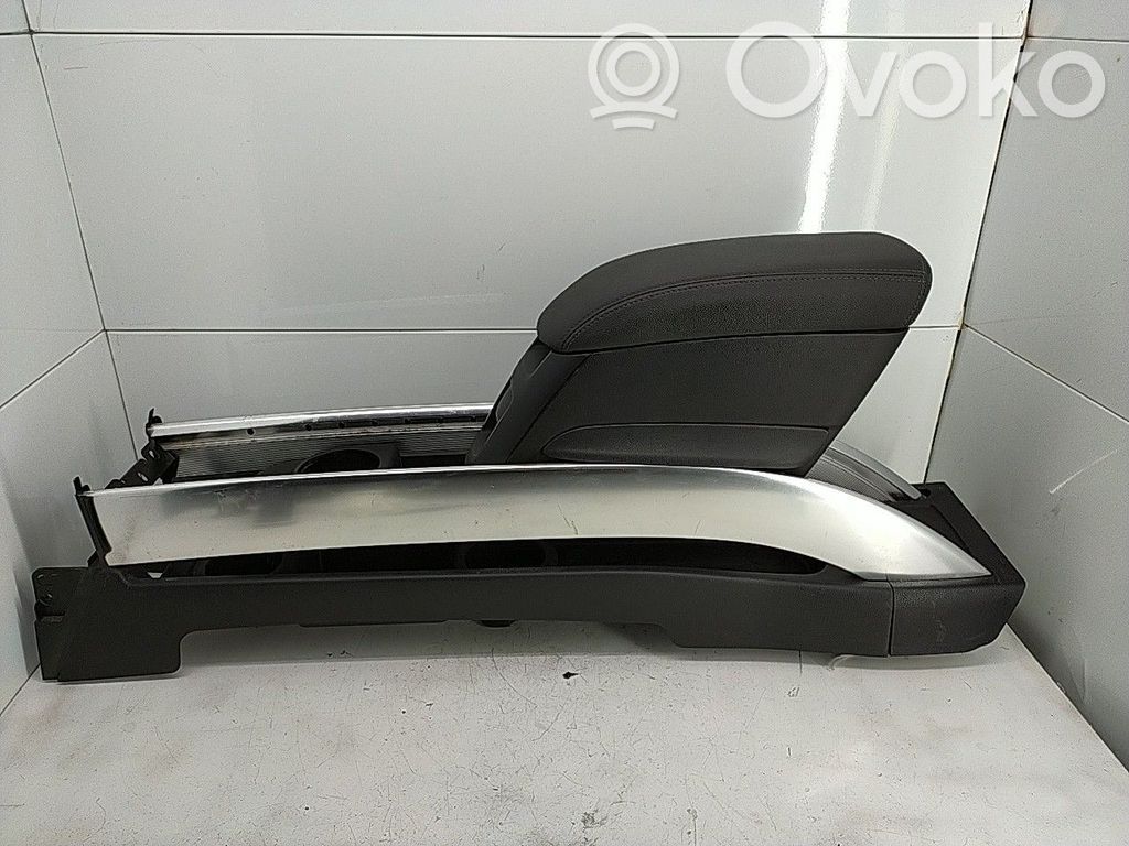 Opel Meriva B Armrest 