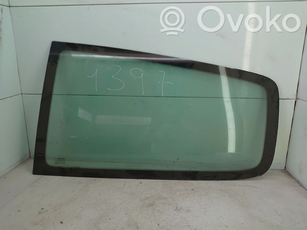 Rear side window