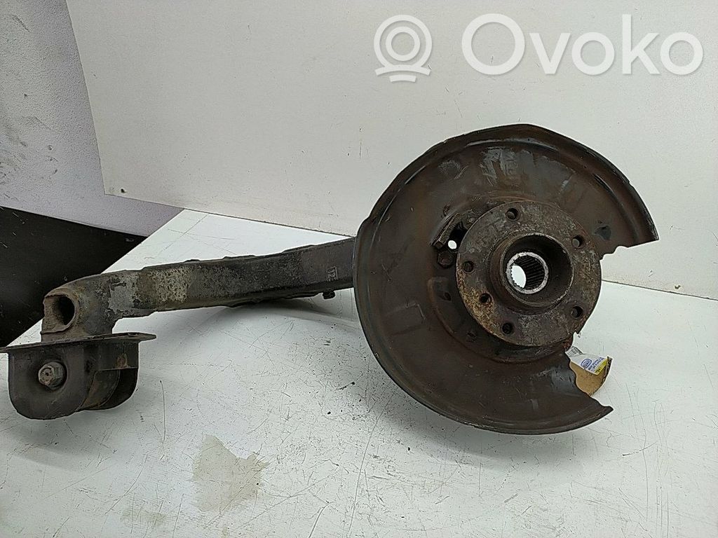 BMW 3 E46 Aizmugurē riteņa rumbas vārpstas šarnīrs (stupica, capfa) 